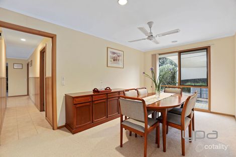 Property photo of 17 Riverbend Crescent Werribee VIC 3030