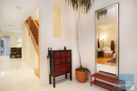 Property photo of 42 Warner Way Caroline Springs VIC 3023