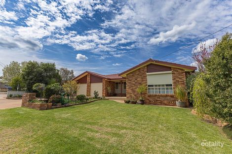 Property photo of 13 Hedgerow Avenue Parkes NSW 2870