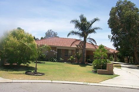 12 Chuditch Cl, Brookdale, WA 6112