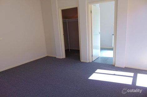 Property photo of 35 Ridgeway Melton West VIC 3337