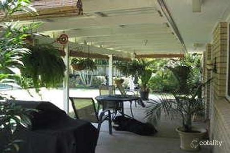 Property photo of 9 Foreshore Drive Urangan QLD 4655