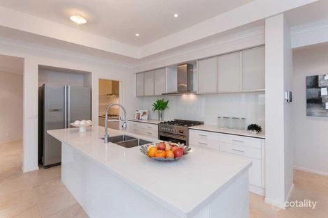 Property photo of 44 Bridgehaven Drive Craigieburn VIC 3064