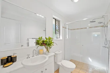 Property photo of 11 Trinity Crescent Sippy Downs QLD 4556