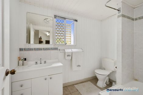 Property photo of 16 Thackeray Street Norman Park QLD 4170