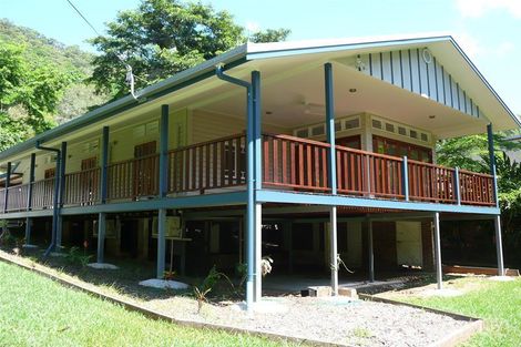 Property photo of 16-18 Whitfield Street Aeroglen QLD 4870