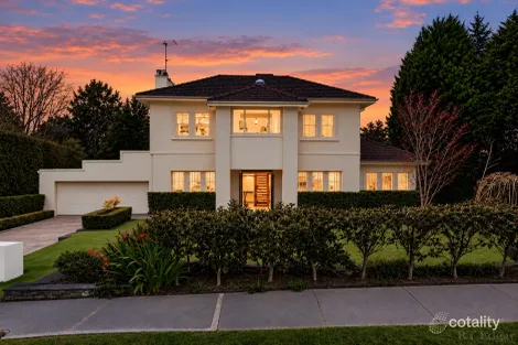 24 THROUGH RD, CAMBERWELL, VIC 3124