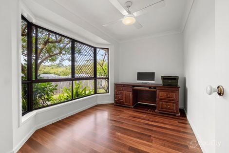 Property photo of 3 Lobban Court Highland Park QLD 4211