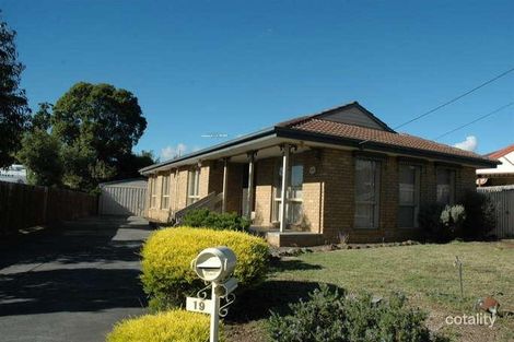 19 Forrest St, Sunbury, VIC 3429