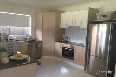 Property photo of 26 Saltbush Crescent Craigieburn VIC 3064