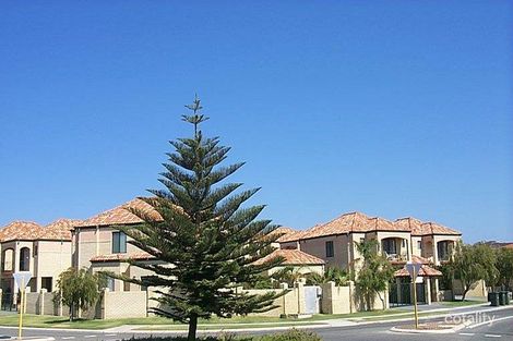 Property photo of 17/10 Fairhaven Terrace Hillarys WA 6025