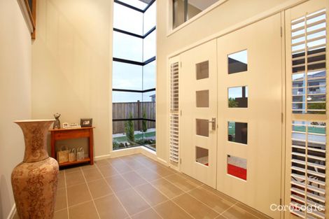 Property photo of 16 Watersedge Cove Point Cook VIC 3030