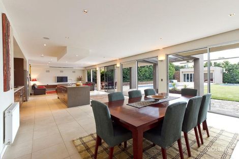 Property photo of 11 Strickland Drive Wheelers Hill VIC 3150