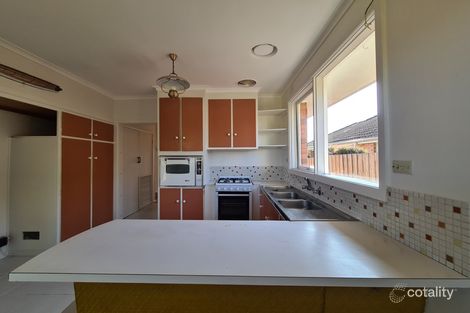 Property photo of 32 Leicester Avenue Glen Waverley VIC 3150