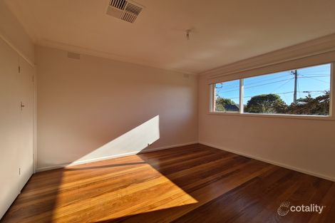 Property photo of 32 Leicester Avenue Glen Waverley VIC 3150