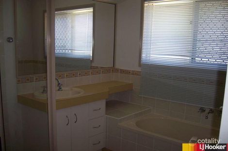 Property photo of 18 Marine Parade Bucasia QLD 4750