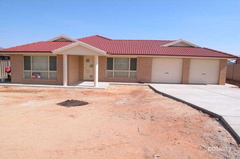 Property photo of 56 Paldi Crescent Glenfield Park NSW 2650