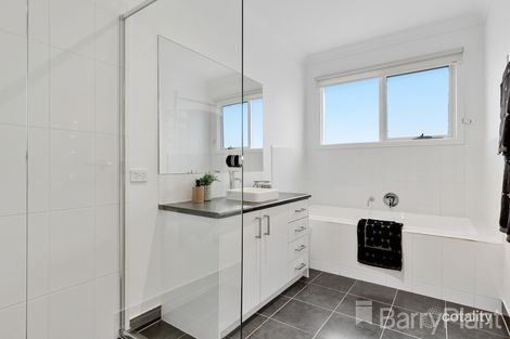 14 Bella Vista Cl, Macleod, VIC 3085