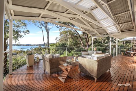 Property photo of 18 Como Parade Pretty Beach NSW 2257
