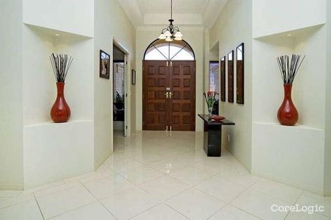 Property photo of 13 Saltair Grove Helensvale QLD 4212