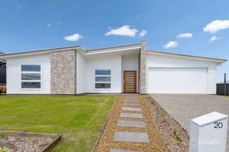 20 Hopbush St, Nikenbah, QLD 4655