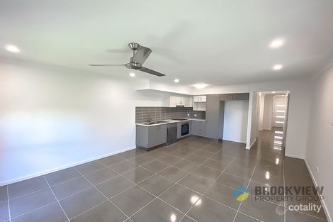 Property photo of 16 Parkside Mews Loganlea QLD 4131