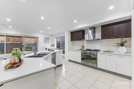 Property photo of 19 Maritime Circuit Point Cook VIC 3030