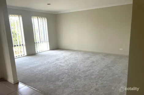 Property photo of 36 Collingrove Circuit Pimpama QLD 4209