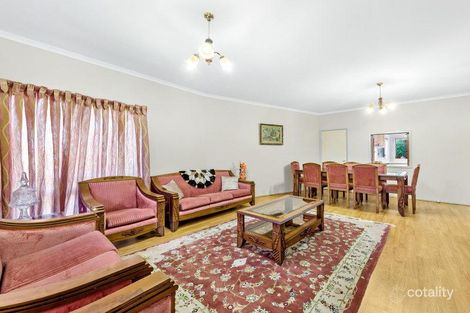 Property photo of 1 Riparian Way Ferntree Gully VIC 3156