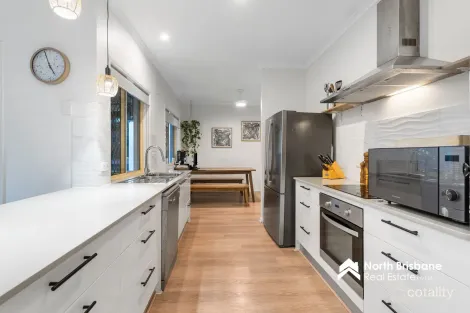 Property photo of 7 Dublane Court Narangba QLD 4504