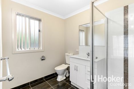 Property photo of 6 Albany Crescent Pakenham VIC 3810