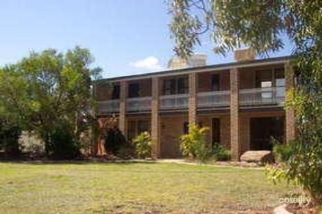 Property photo of 18 Pritchard Street Emerald QLD 4720