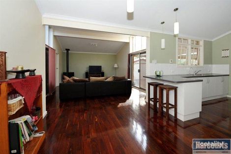 46 Tatiara Rd, Happy Valley, SA 5159