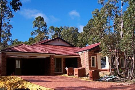 25 Laslett Cir, Mundaring, WA 6073