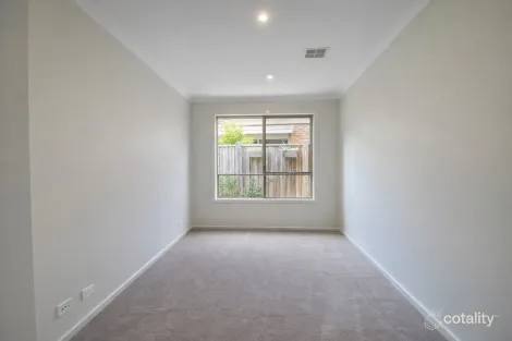 Property photo of 40 Fongeo Drive Point Cook VIC 3030