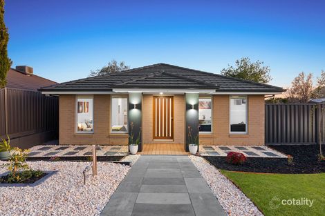 136 Bellevue Dr, Berwick, VIC 3806