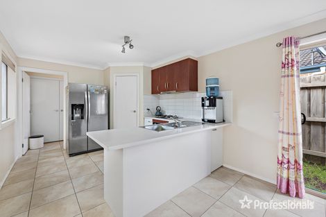 Property photo of 1 Calais Circuit Cranbourne West VIC 3977