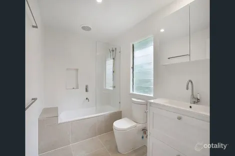 Property photo of 7 Stewart Avenue Kalinga QLD 4030