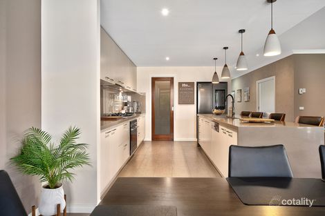Property photo of 11 Bridgewater Avenue Eynesbury VIC 3338