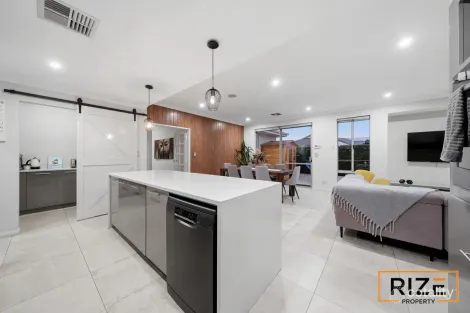 Property photo of 63 Wallangarra Road Carramar WA 6031