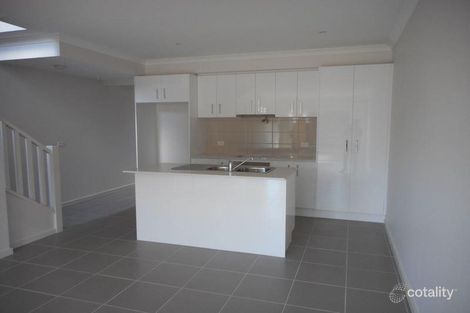 Property photo of 14 Windrock Avenue Craigieburn VIC 3064