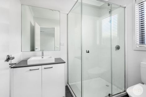 Property photo of 30 Monaghan Terrace Alfredton VIC 3350