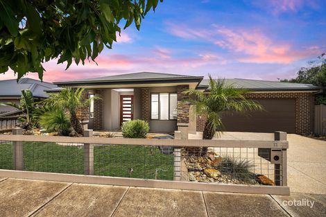 Property photo of 11 Bridgewater Avenue Eynesbury VIC 3338