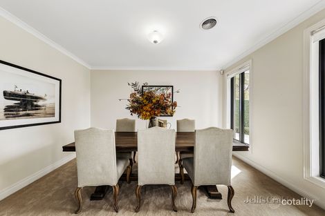 Property photo of 16 Burton Street Balwyn North VIC 3104