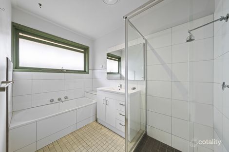 Property photo of 32 Lurline Street Cranbourne VIC 3977
