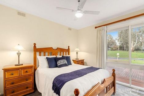 Property photo of 11 Courtney Square Wantirna VIC 3152