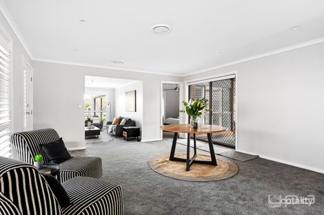 Property photo of 34 Lyall Drive Werribee VIC 3030