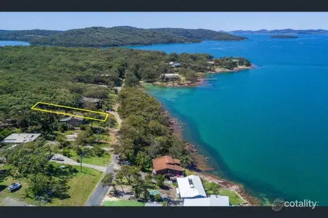 17 The Esplanade, North Arm Cove, NSW 2324