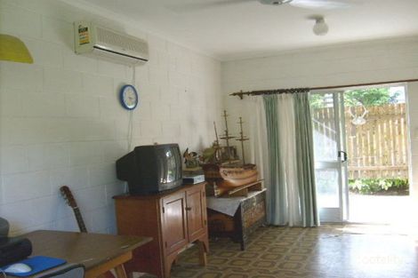 Property photo of 28 Maud Street Flying Fish Point QLD 4860