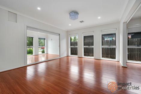 Property photo of 31 Hibberd Crescent Forde ACT 2914